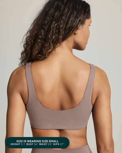 Athleisure Scoop High-Support Removable Padded Sports Bra